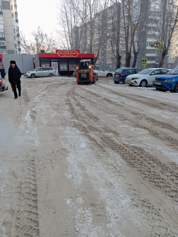 ул.Ладо Кецховели дом.54 Механизированная уборка придомовой территории